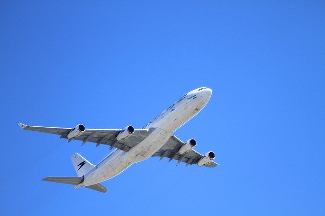 航空機や船舶を買って多額の利益を圧縮しよう！オペレーティングリースによる節税 | 節税の教科書